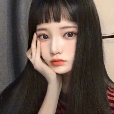 粉妆女孩